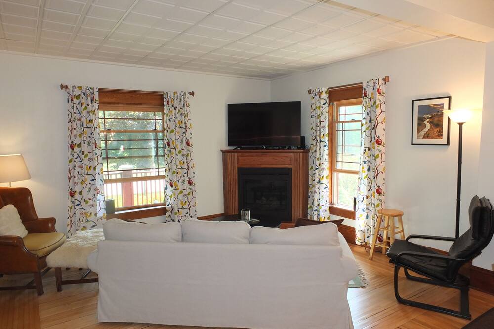 Photo of Livingroom in Frankfort