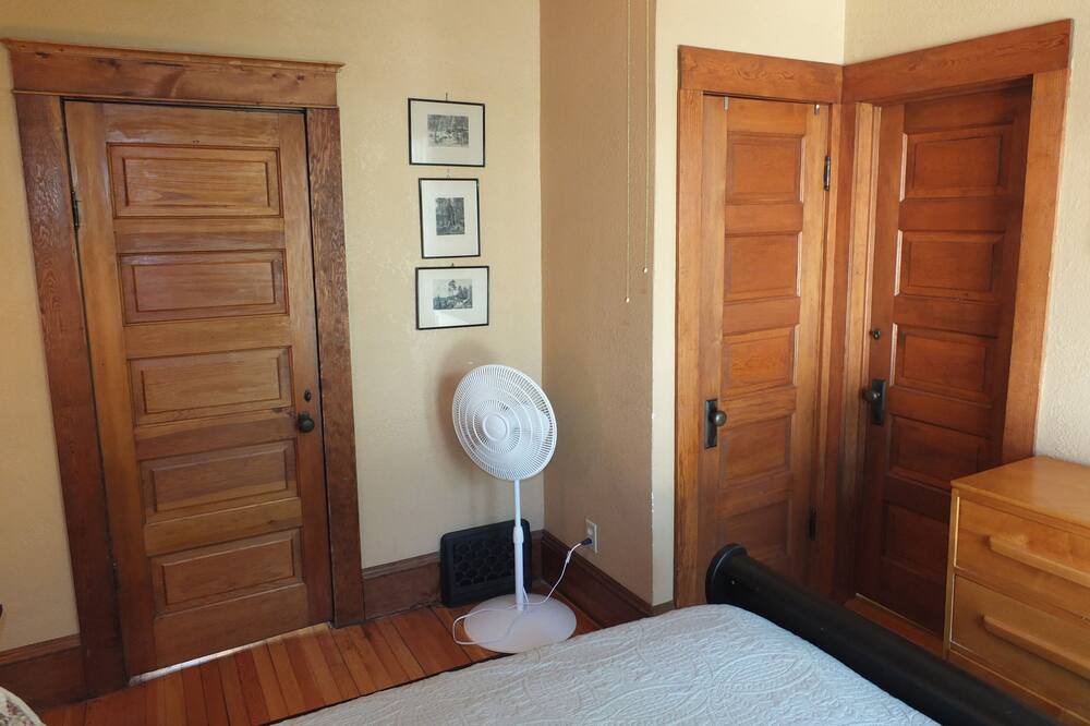 Photo of Bathroom in Frankfort