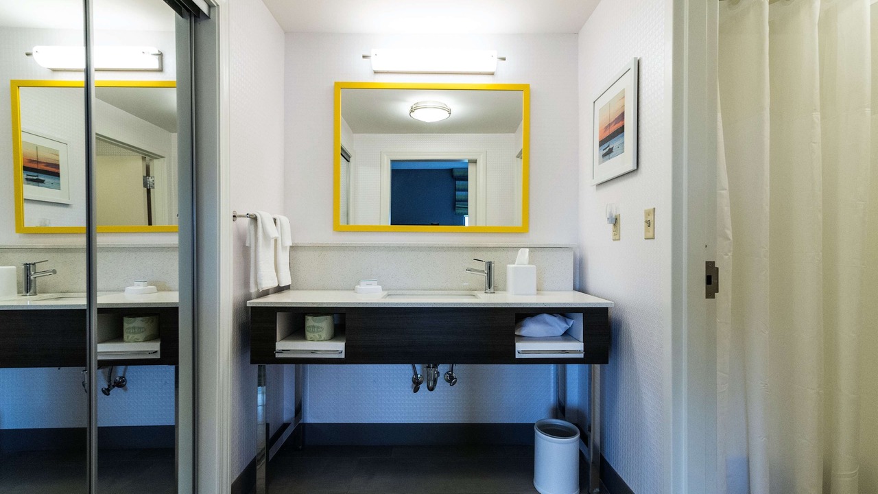 Photo of Bathroom in Allen Park