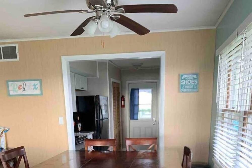 Photo of Livingroom in Muskegon