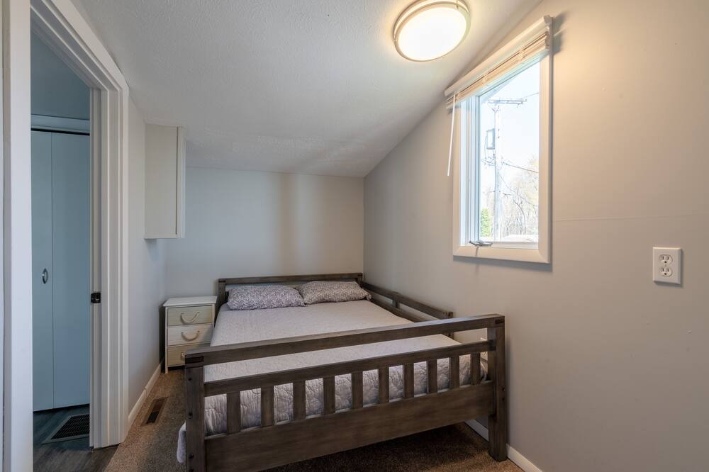 Photo of Bedroom in Middleville