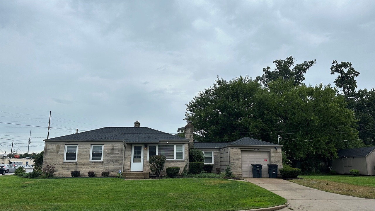 Photo of Outdoor in Wooded Estates