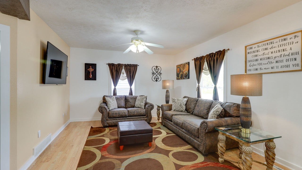 Photo of Livingroom in Nelson