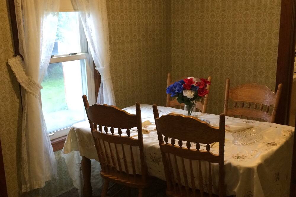 Photo of Kitchen in Melvindale