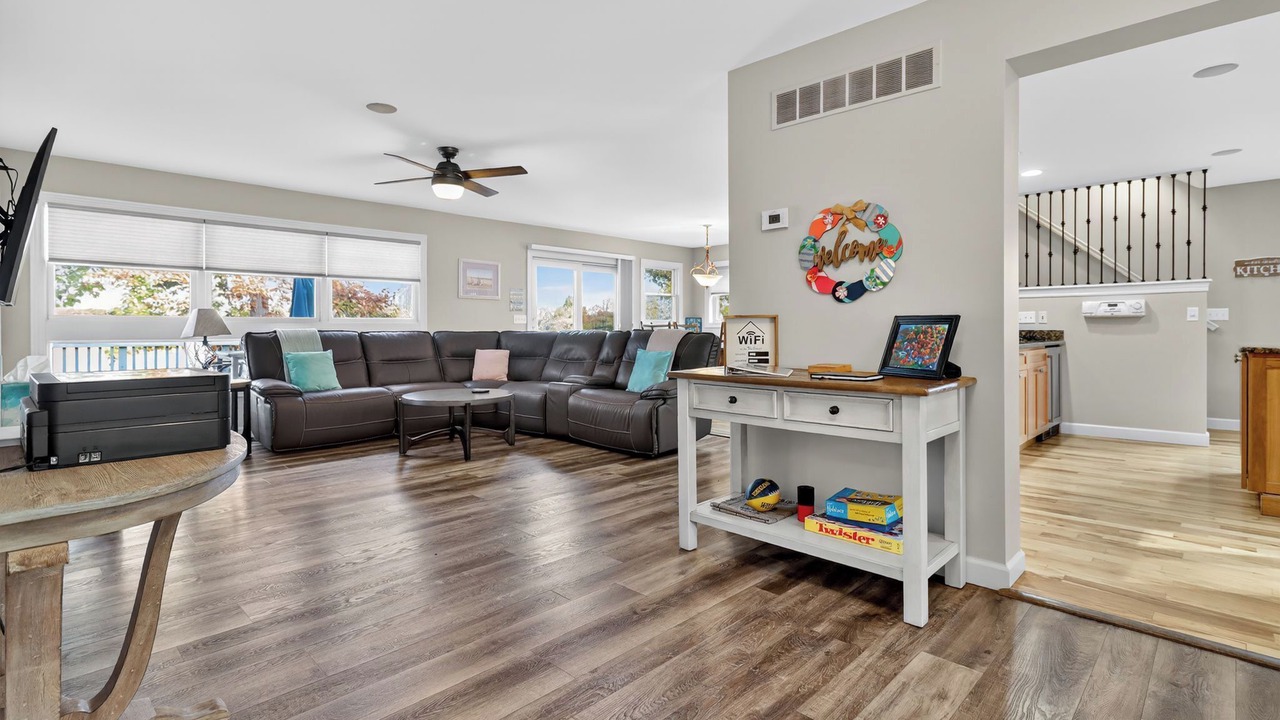 Photo of Livingroom in Grass Lake
