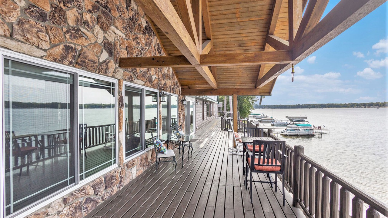 Photo of Outdoor in Lake