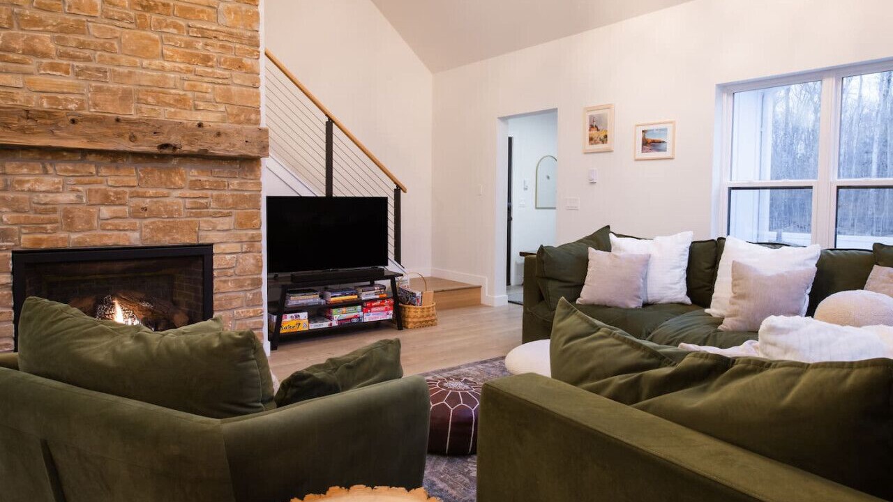 Photo of Livingroom in Gills Rock