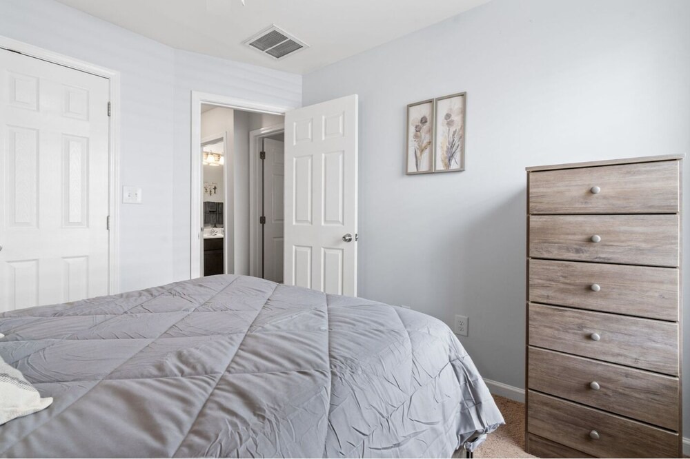 Photo of Bedroom in Lexington