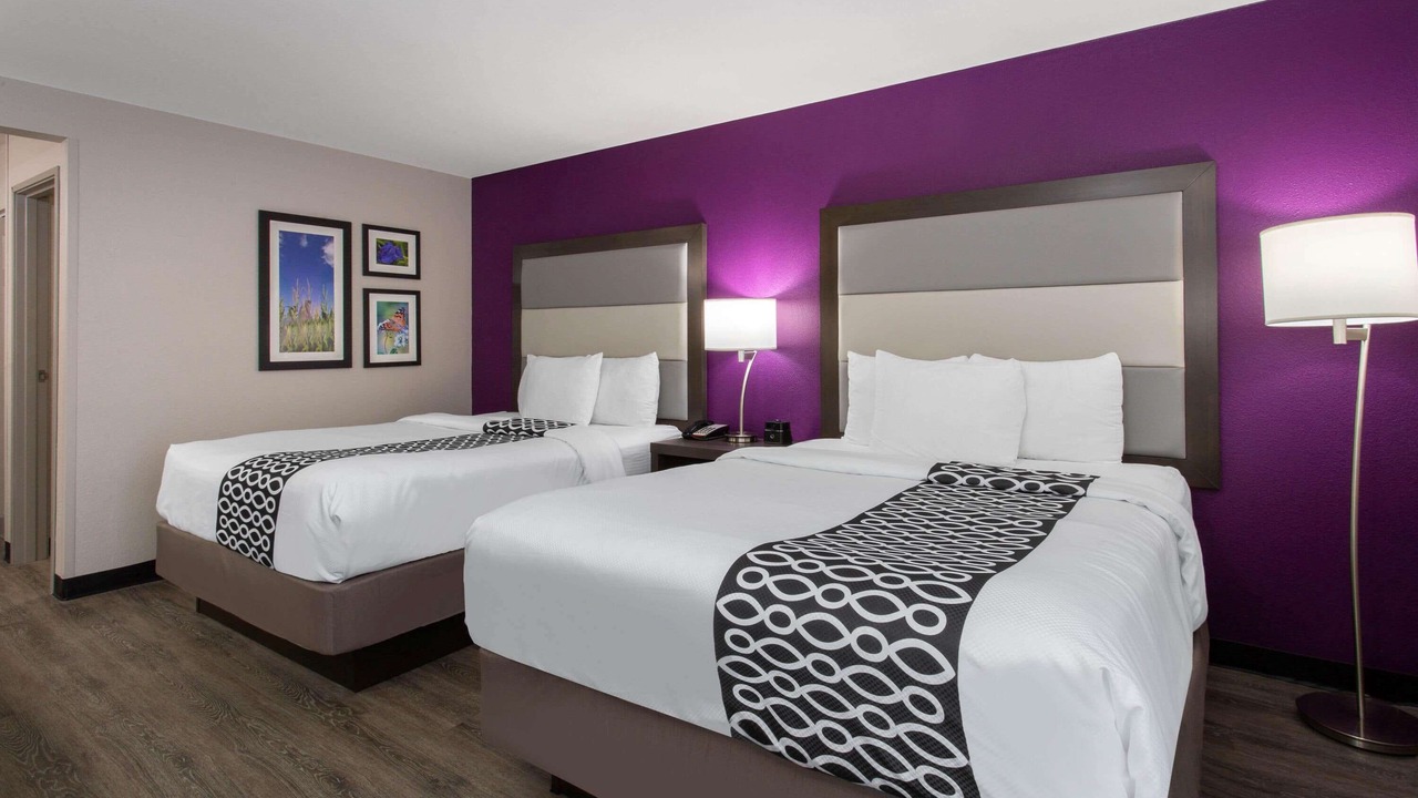Photo of Bedroom in Effingham
