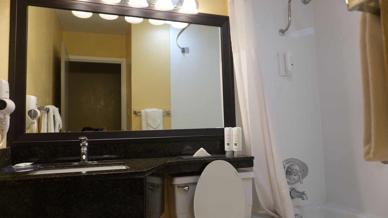 Photo of Bathroom in Logansport