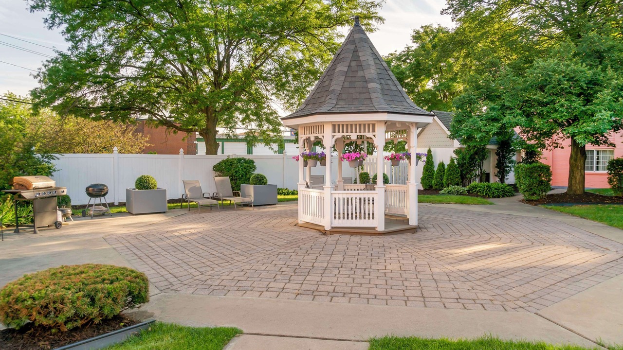 Photo of Patio Balcony in Allen Park