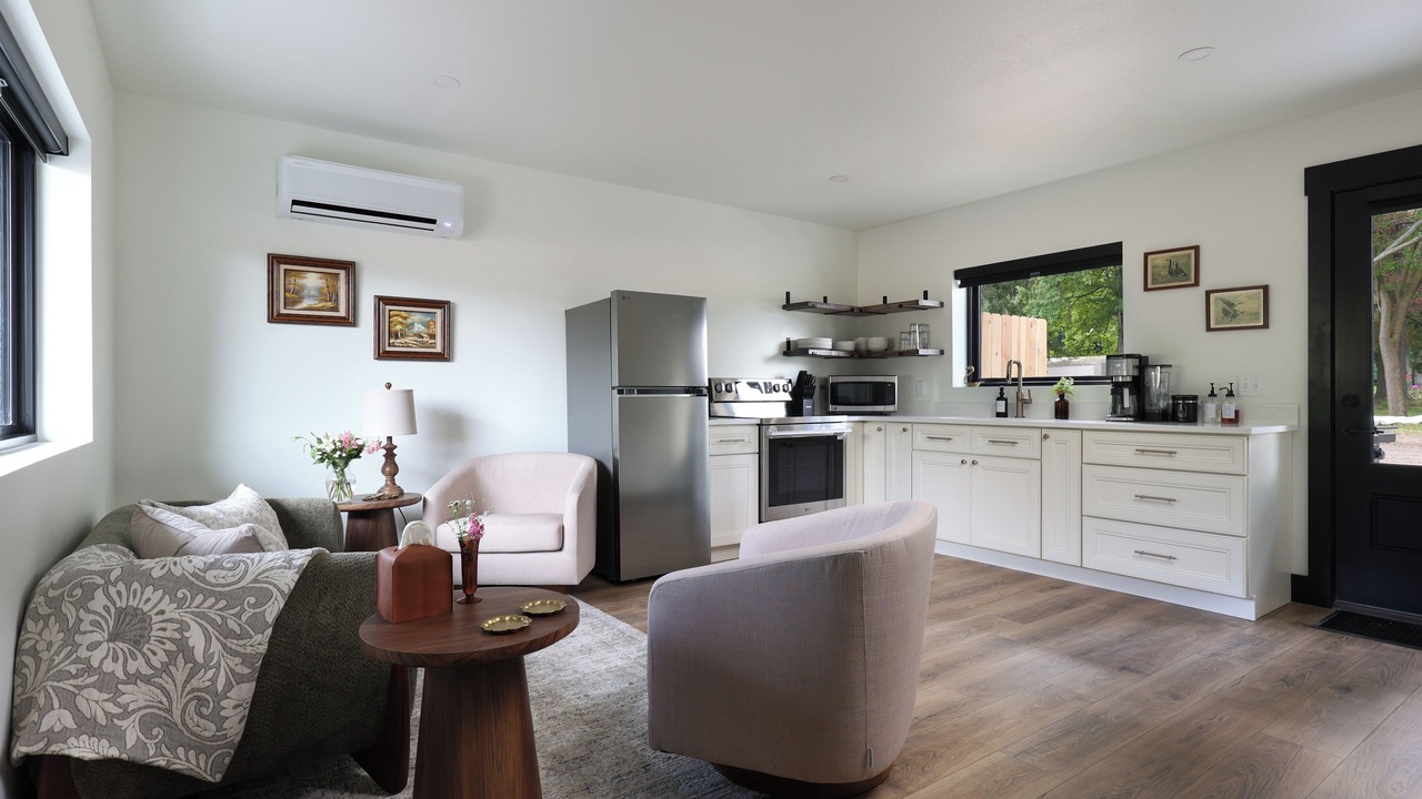 Photo of Livingroom in Jones