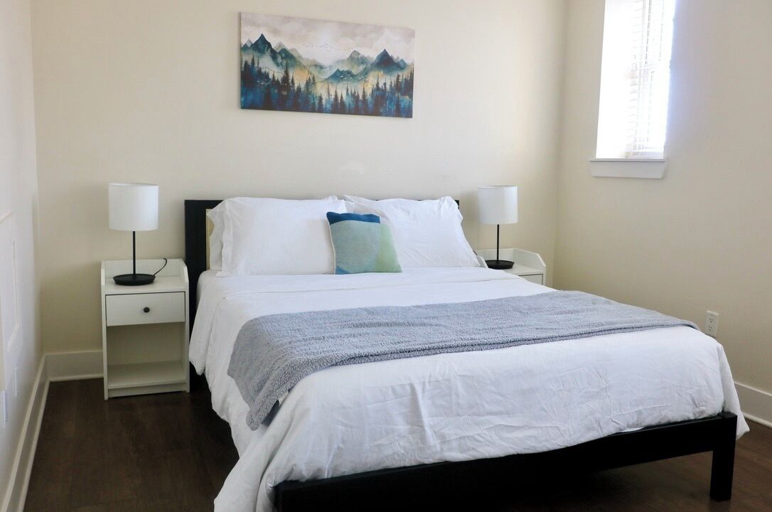 Photo of Bedroom in Midtown