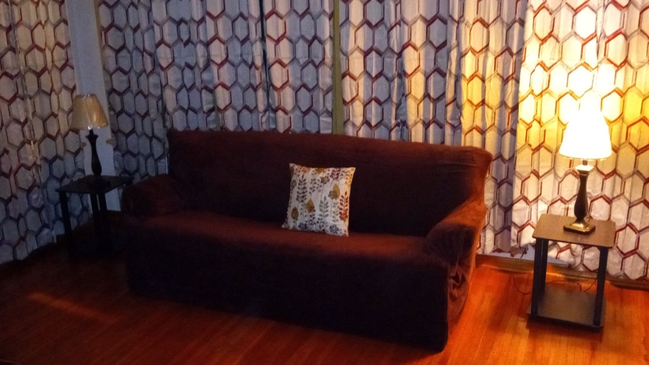 Photo of Livingroom in Downtown Toledo