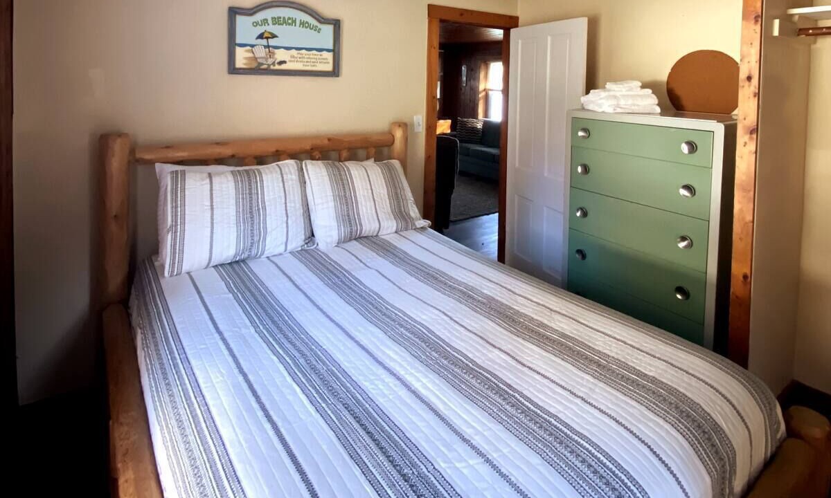 Photo of Bedroom in Alden