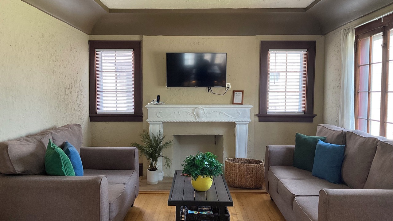 Photo of Livingroom in West Allis