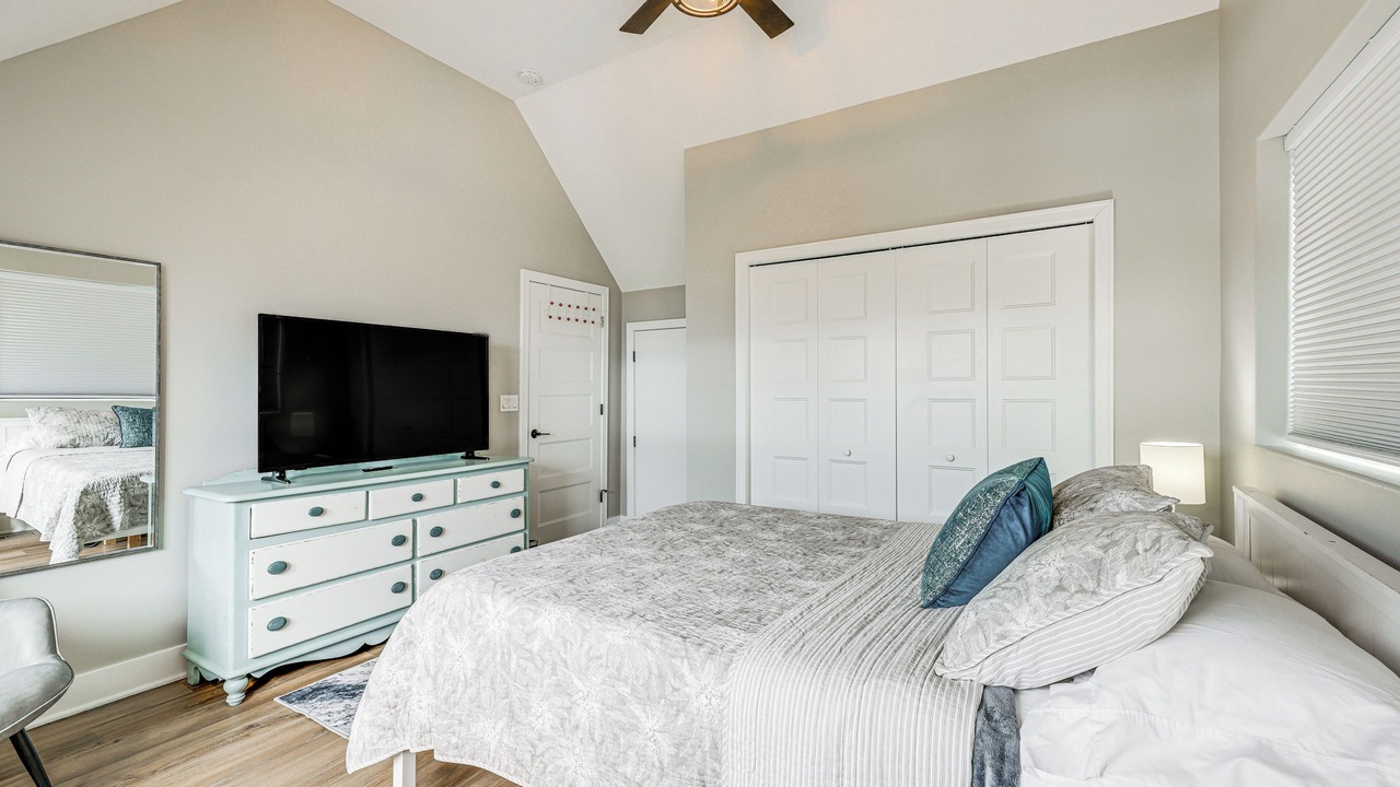 Photo of Bedroom in Suttons Bay
