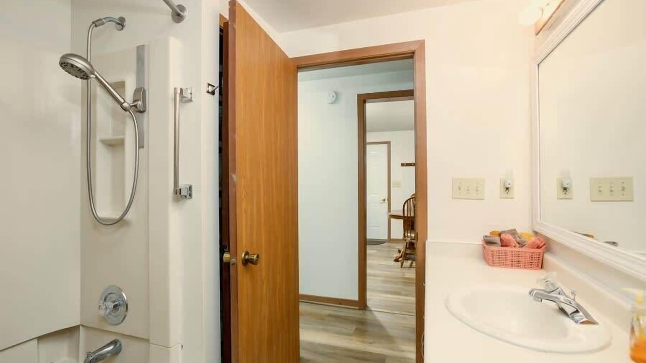 Photo of Bathroom in Ellison Bay