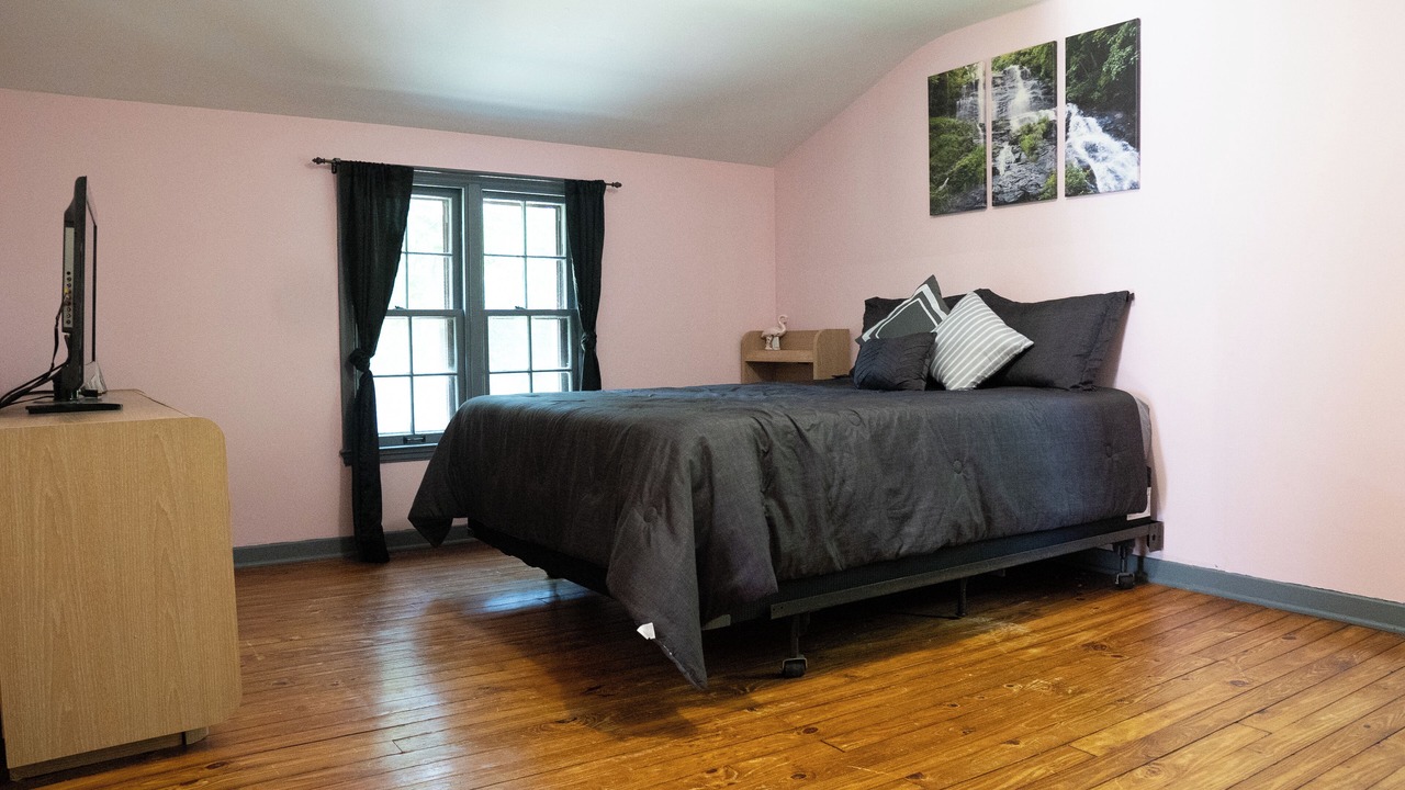 Photo of Bedroom in Ann Arbor