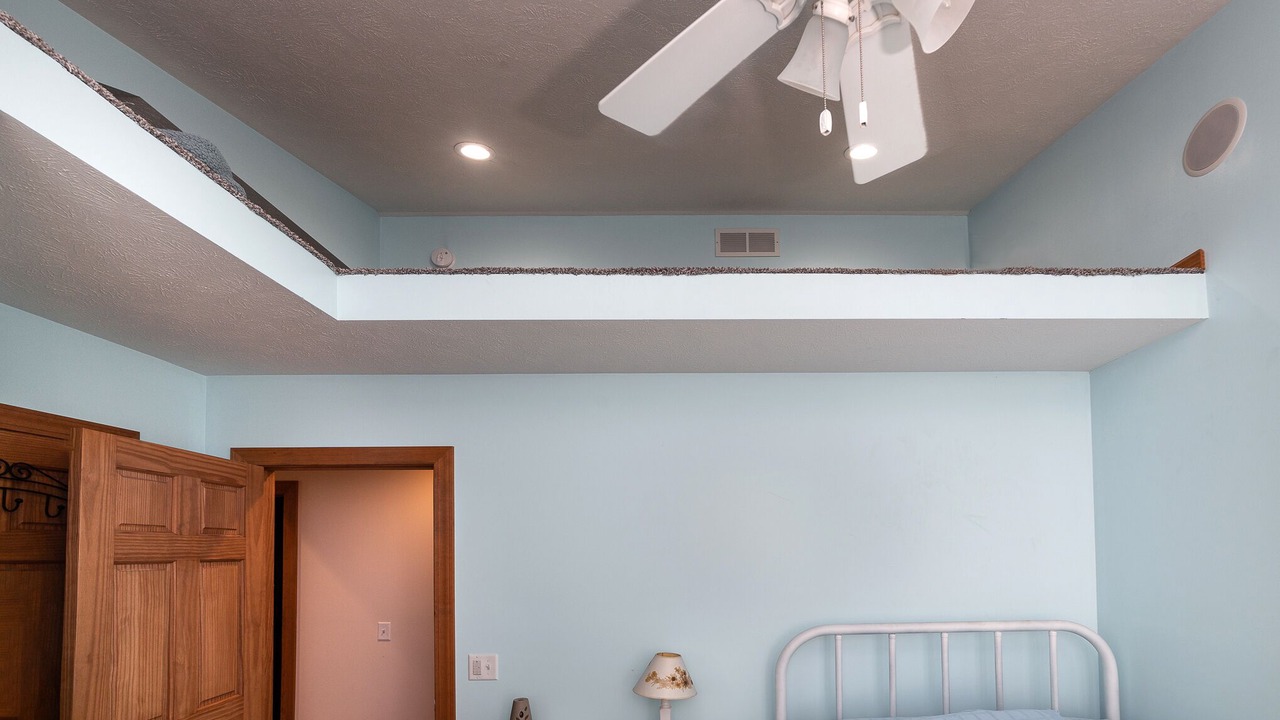 Photo of Bedroom in Cloverdale
