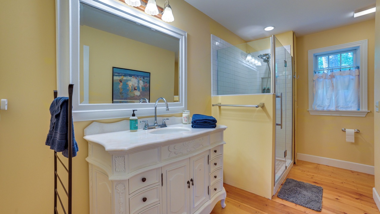 Photo of Bathroom in Cheboygan