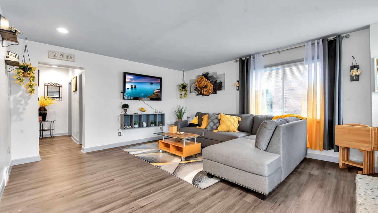 Photo of Livingroom in Detroit