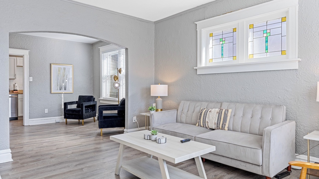 Photo of Livingroom in Northampton