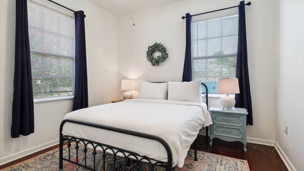 Photo of Bedroom in Broadmoor