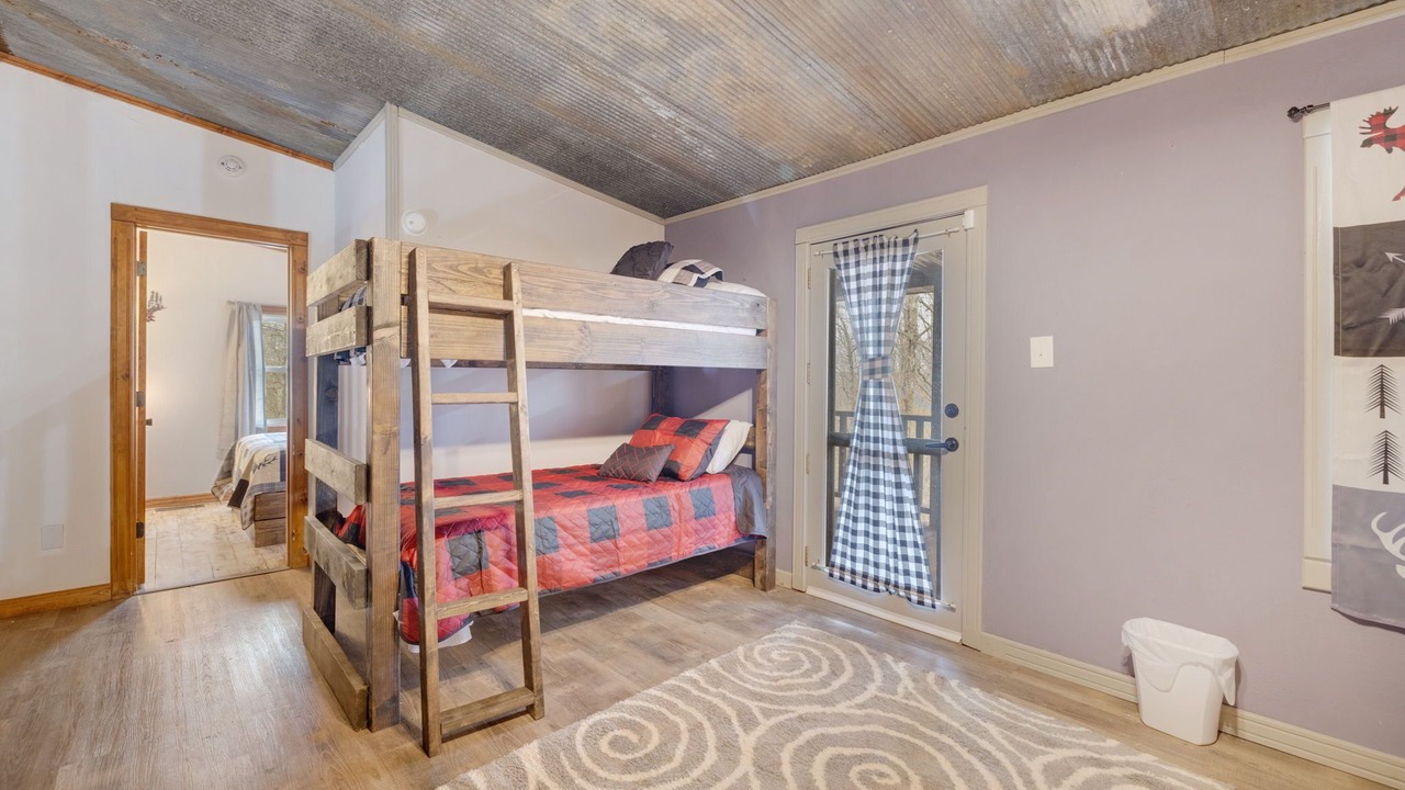 Photo of Bedroom in Doe Run