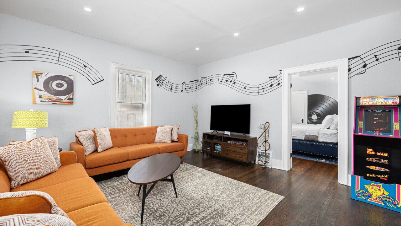Photo of Livingroom in St. Charles