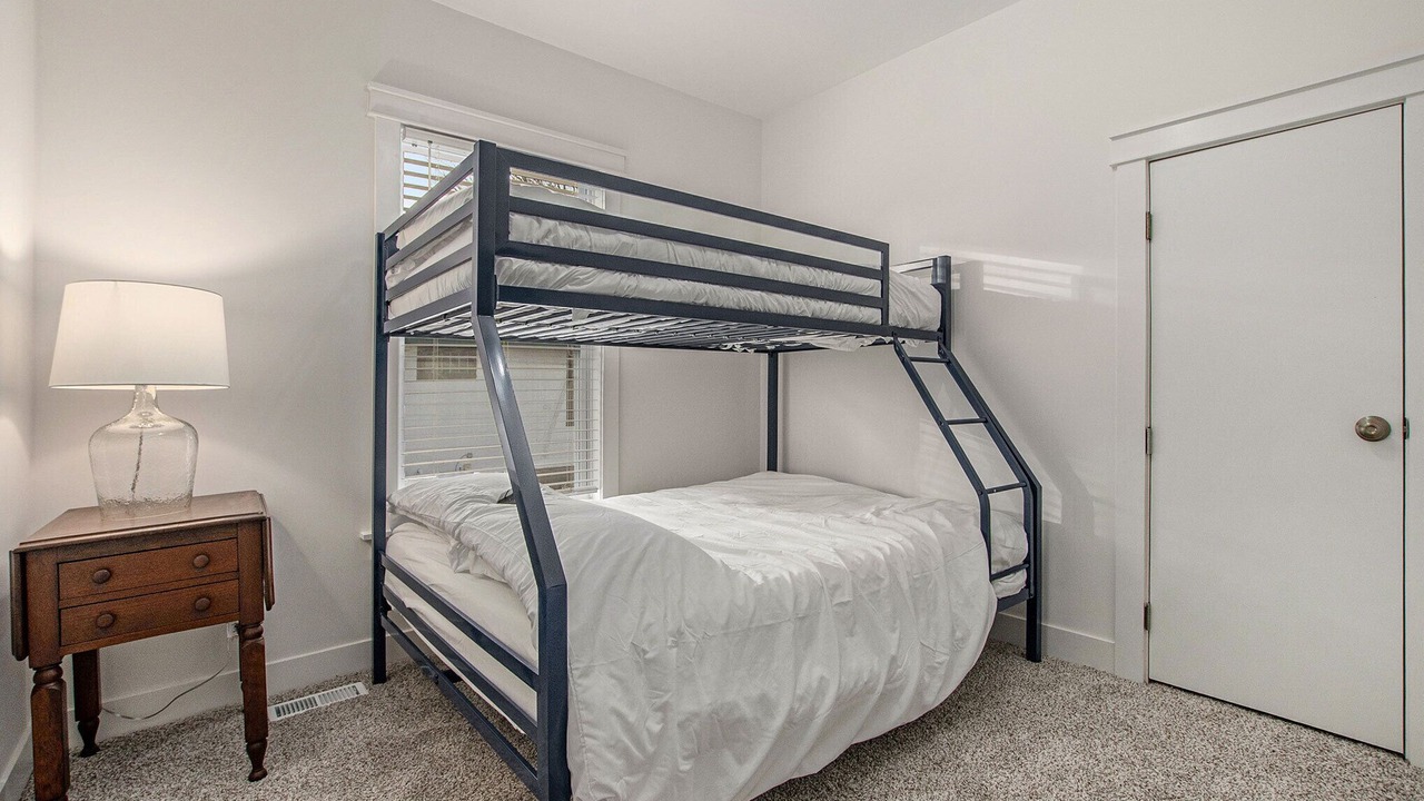 Photo of Bedroom in Nims