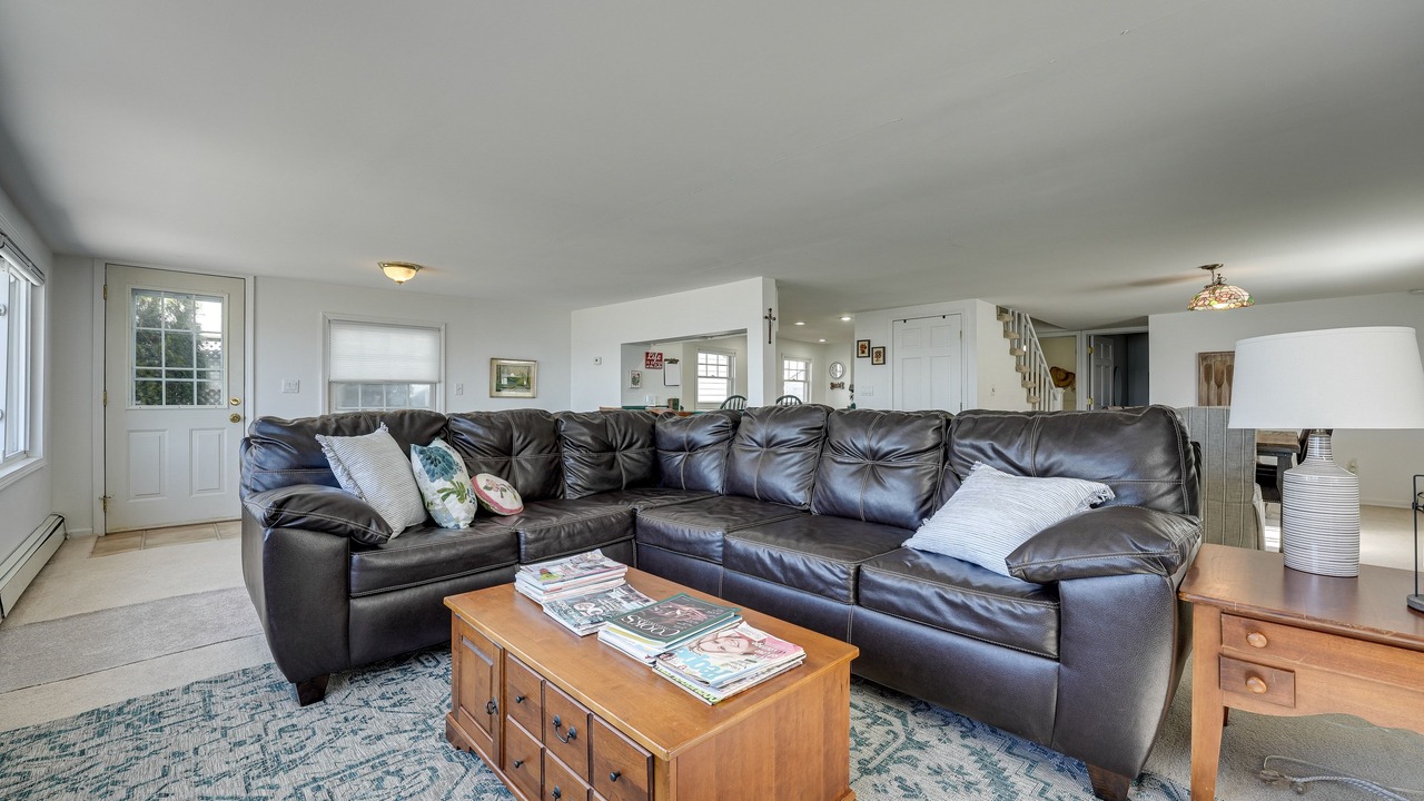 Photo of Livingroom in Sturgis