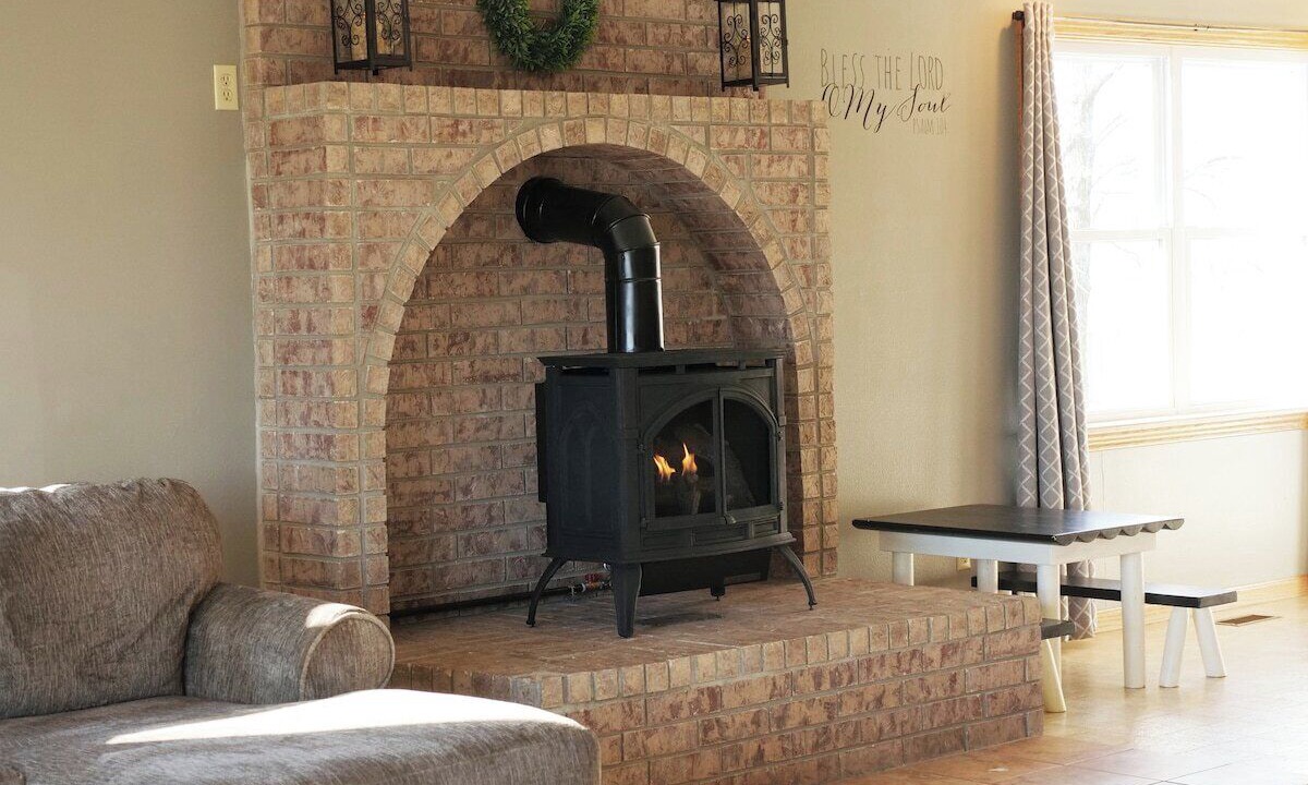 Photo of Livingroom in Lawrence County