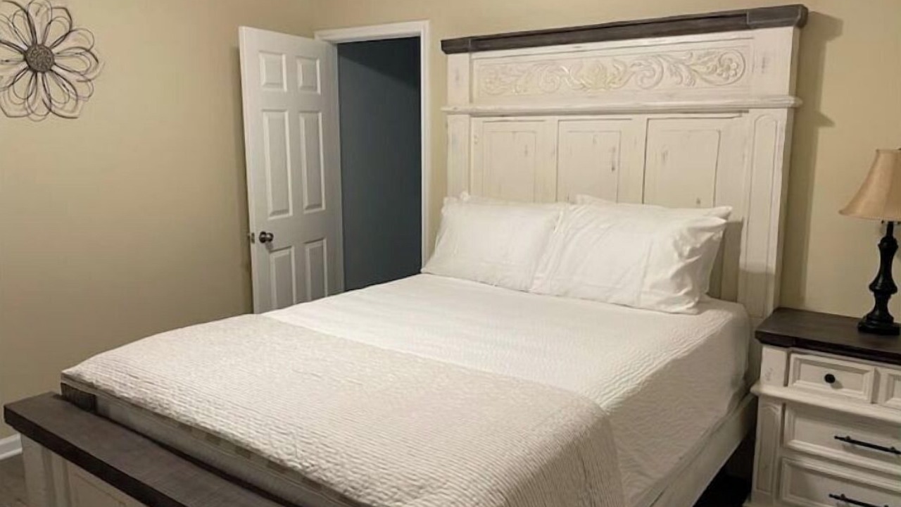 Photo of Bedroom in New Roads