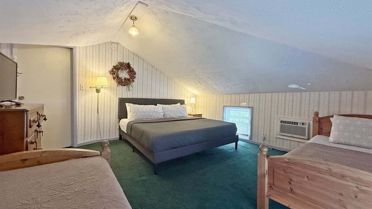 Photo of Bedroom in Saugatuck