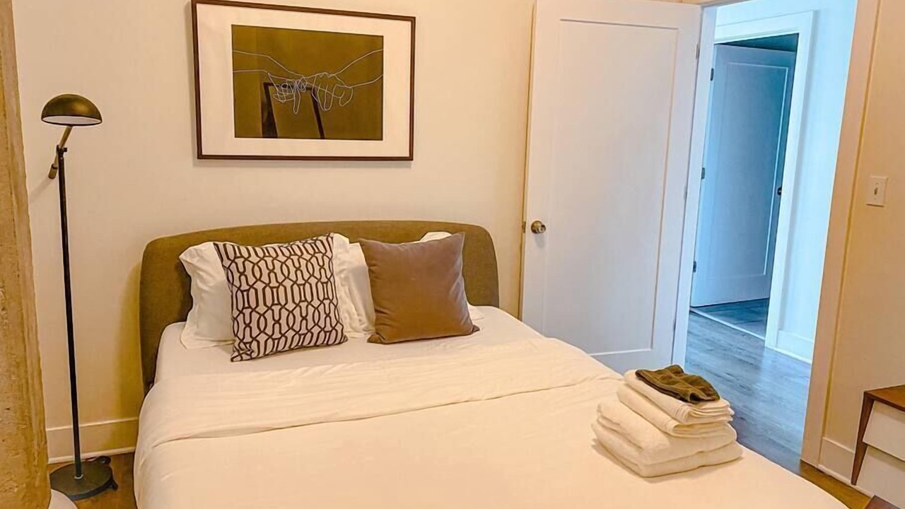 Photo of Bedroom in Near South Side