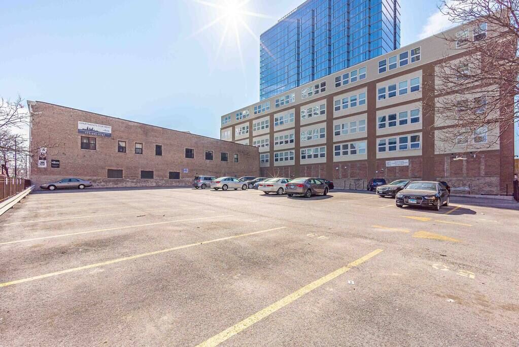 Photo of Outdoor in Near South Side