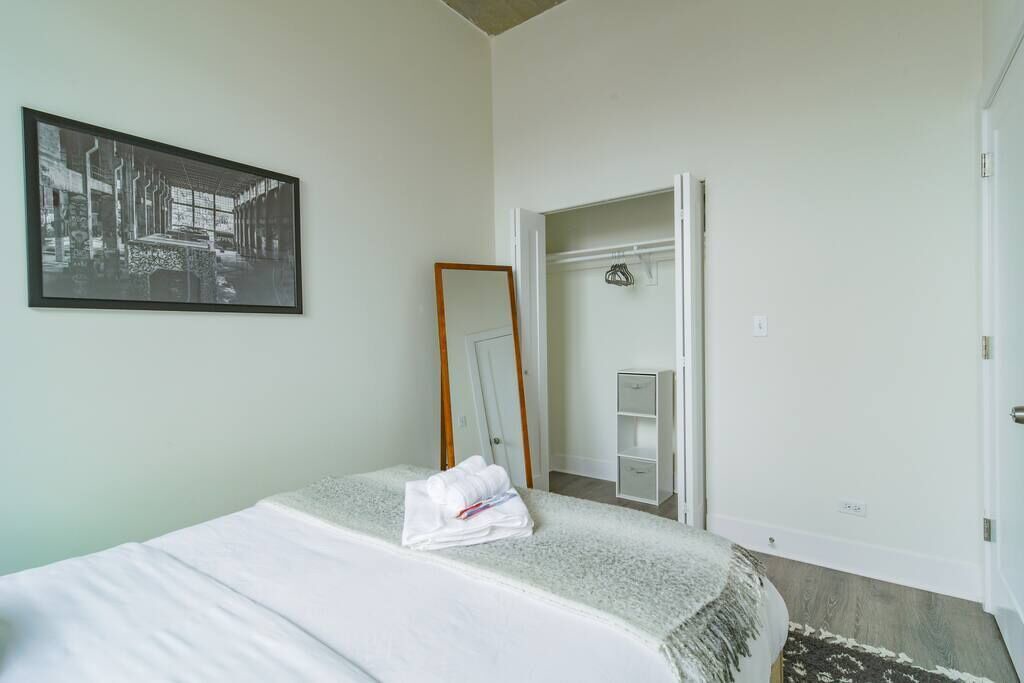 Photo of Bedroom in Near South Side
