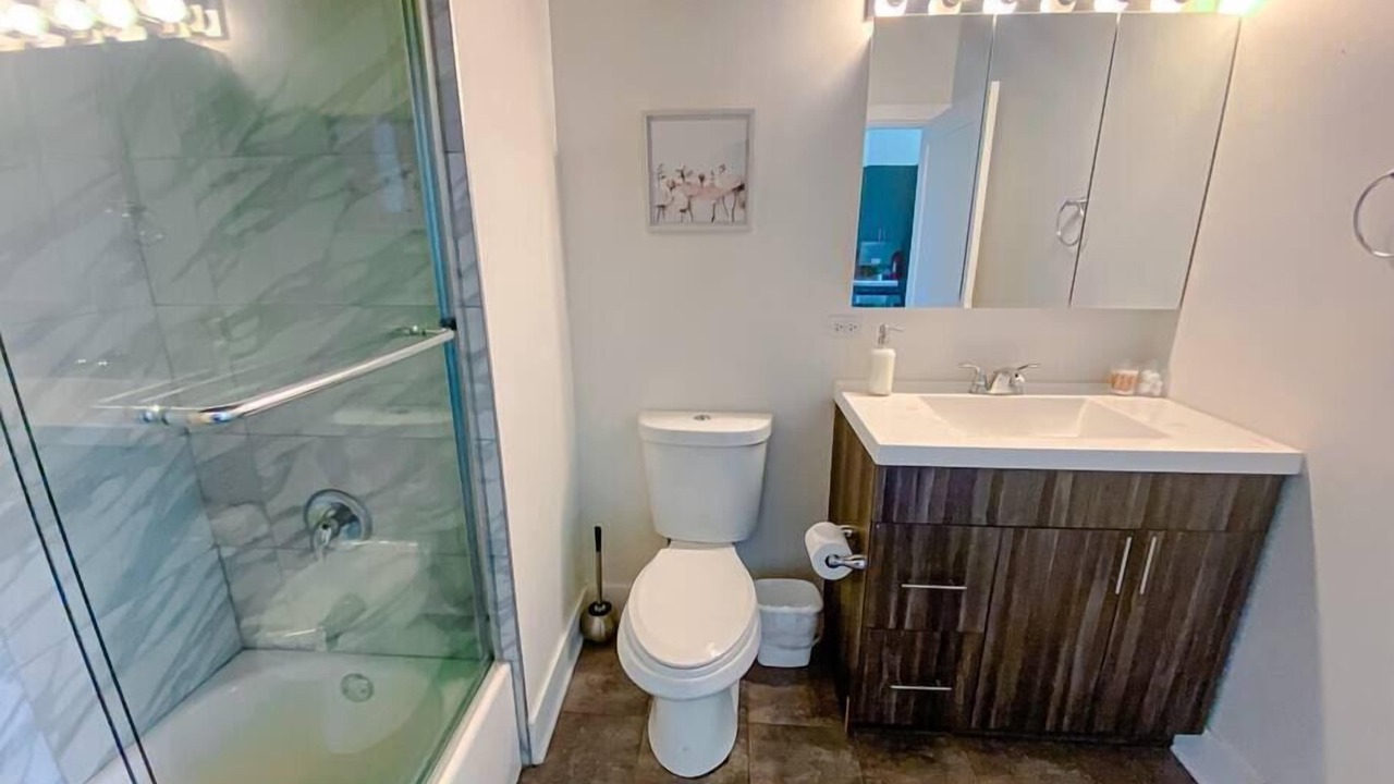 Photo of Bathroom in Near South Side
