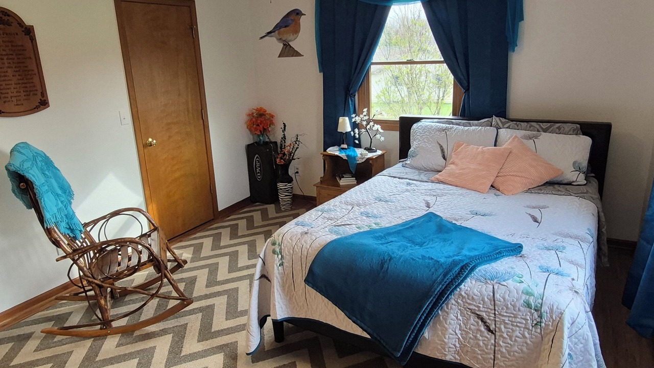 Photo of Bedroom in Shipshewana