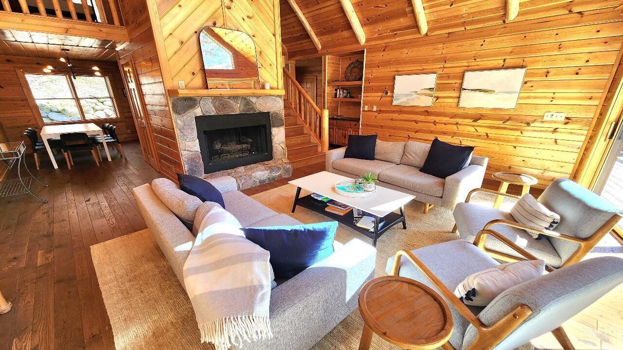 Photo of Livingroom in Harbor Springs