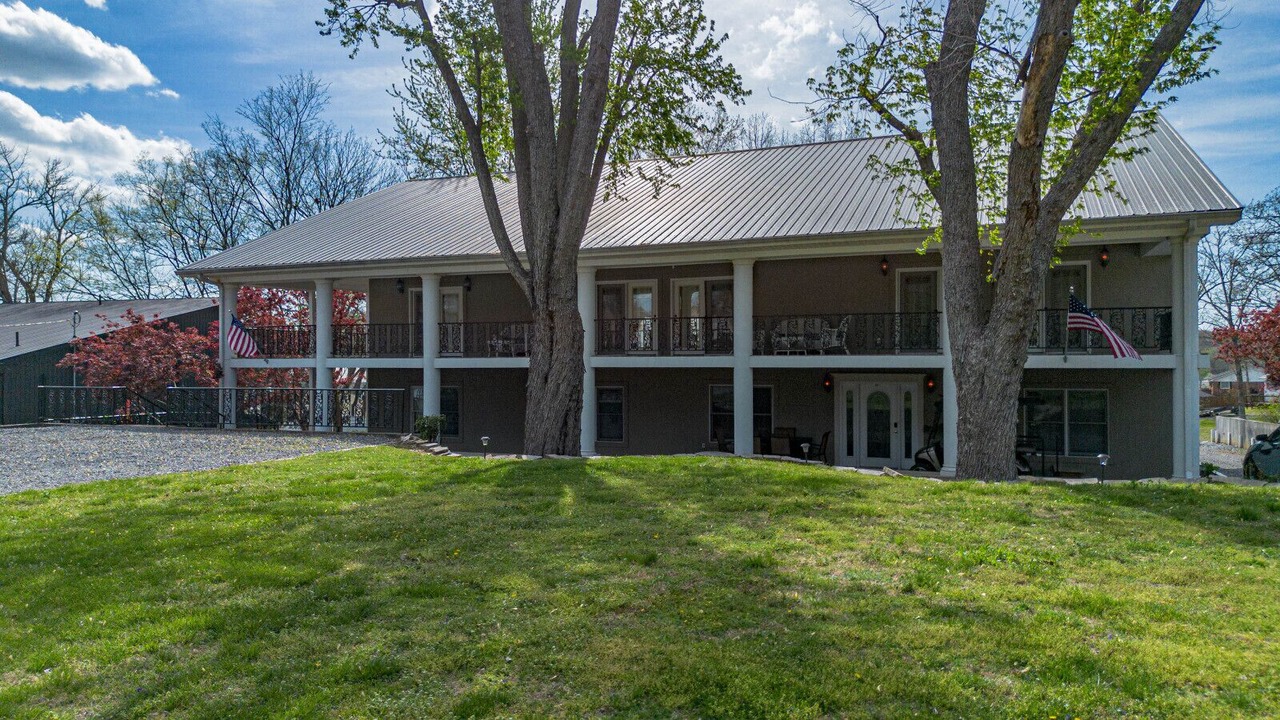 Photo of Others in Gilbertsville