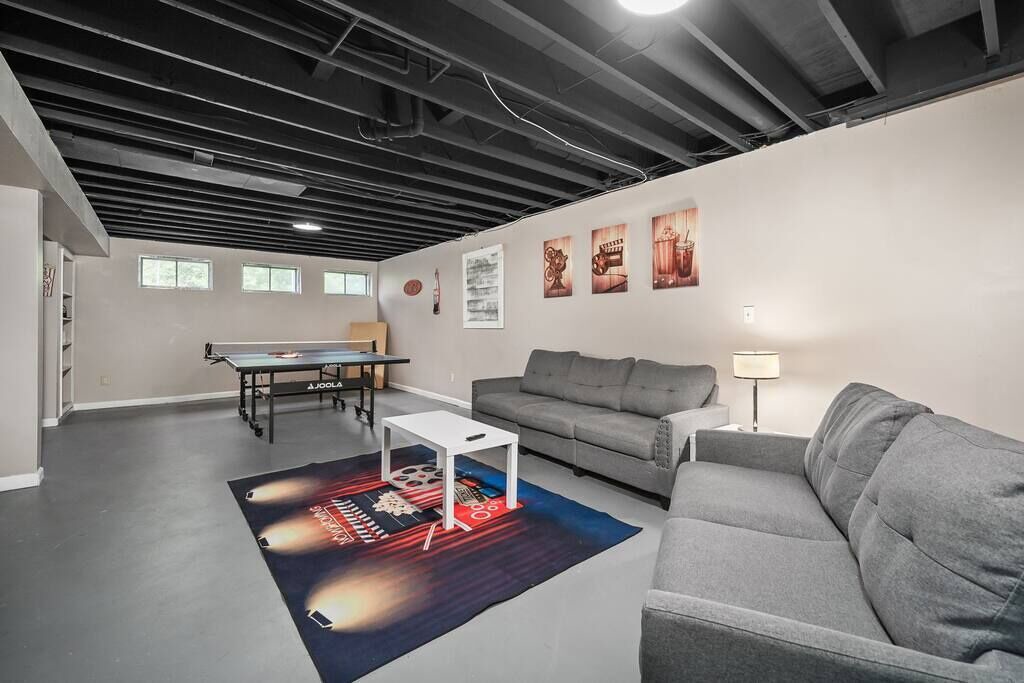 Photo of Livingroom in St. Charles