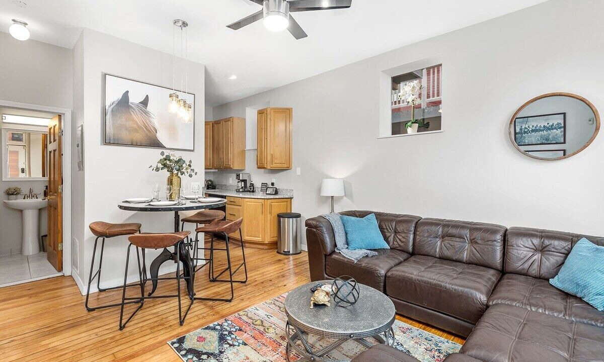 Photo of Livingroom in Soulard