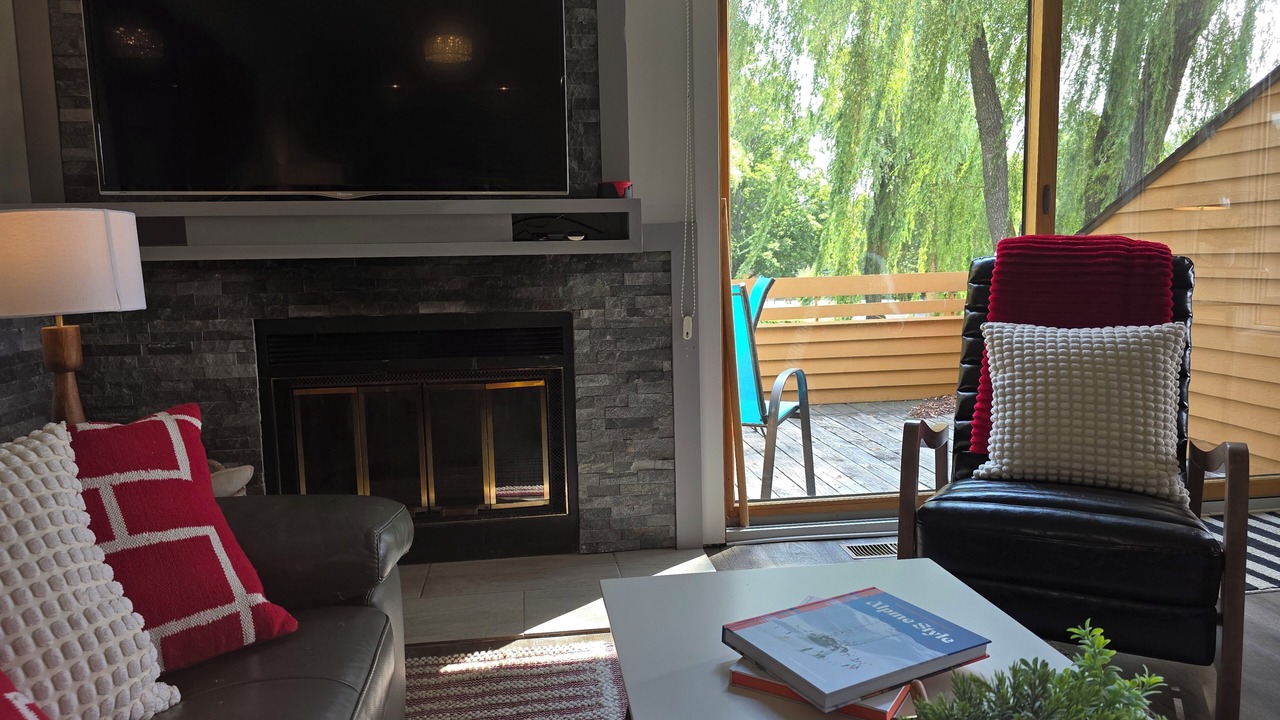 Photo of Livingroom in Harbor Springs