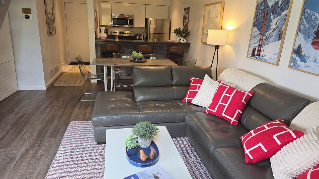 Photo of Livingroom in Harbor Springs