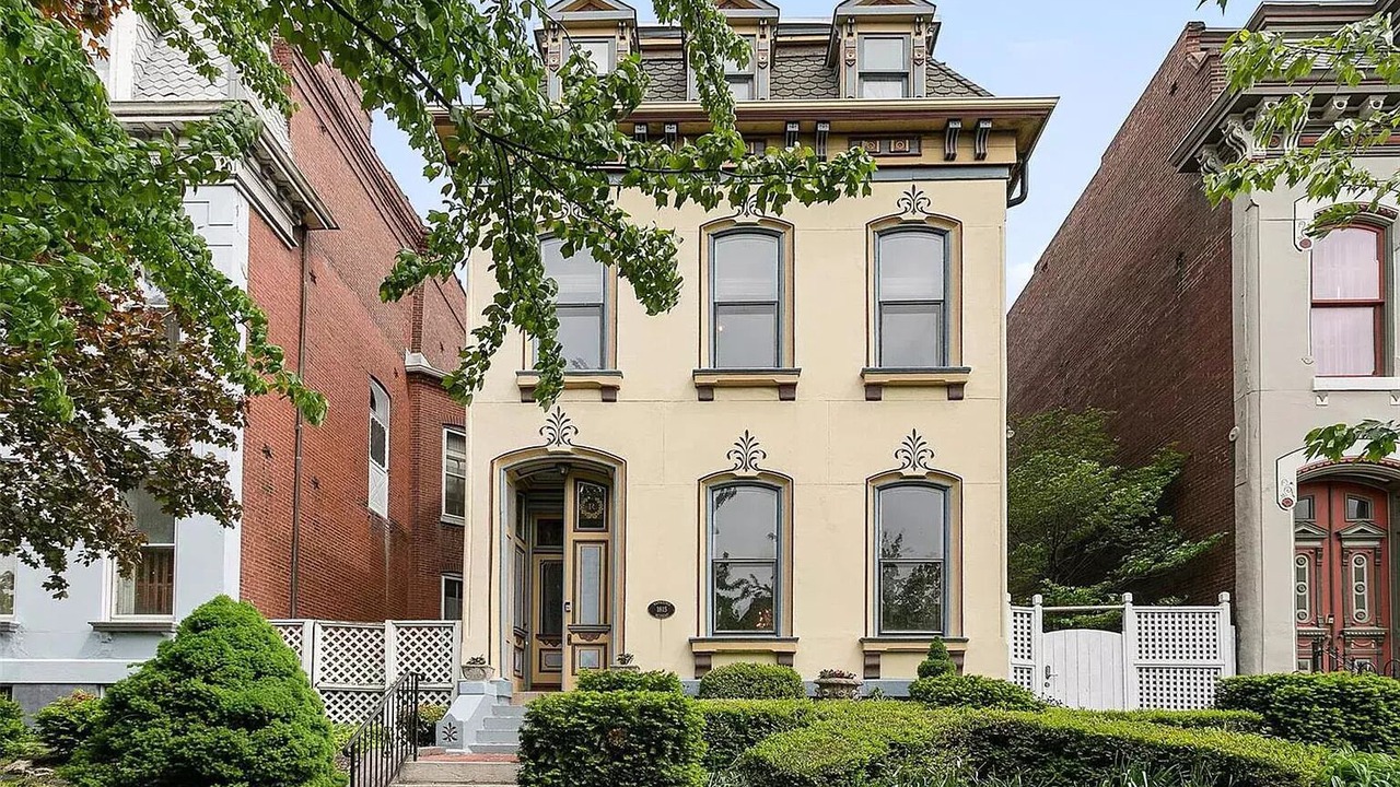 Photo of Outdoor in Lafayette Square
