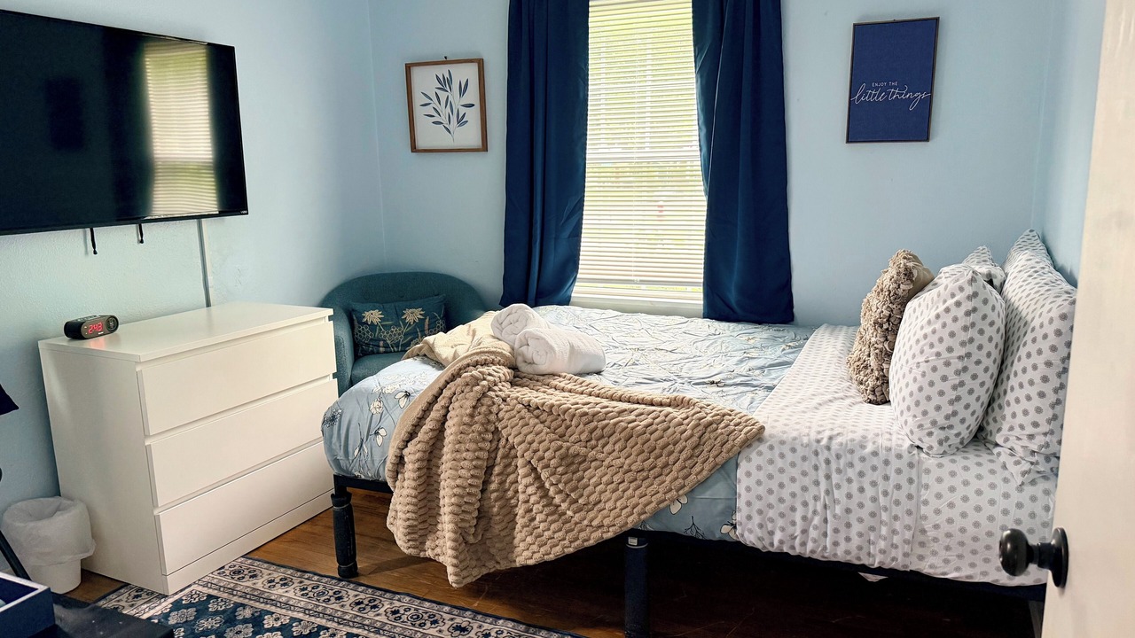 Photo of Bedroom in Toledo