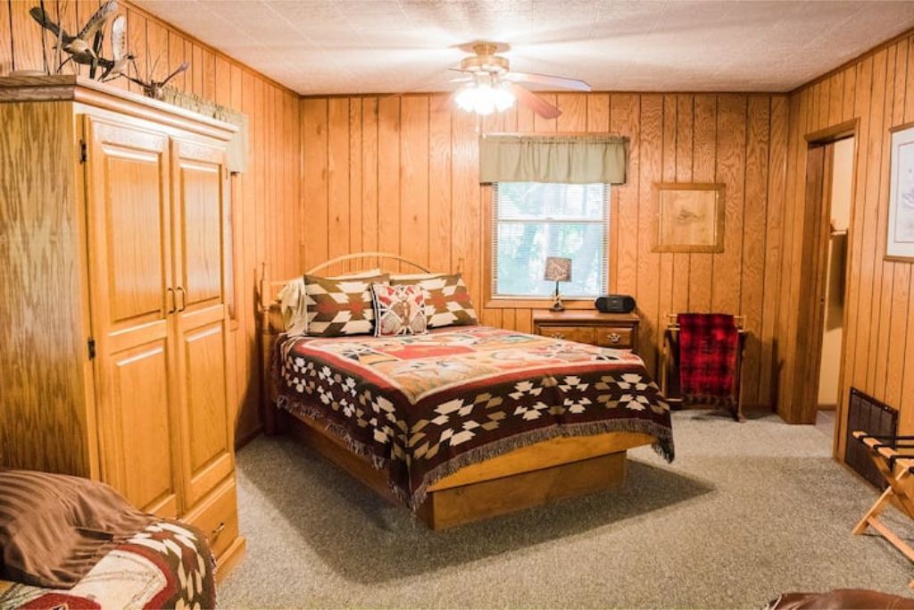 Photo of Bedroom in Triumph