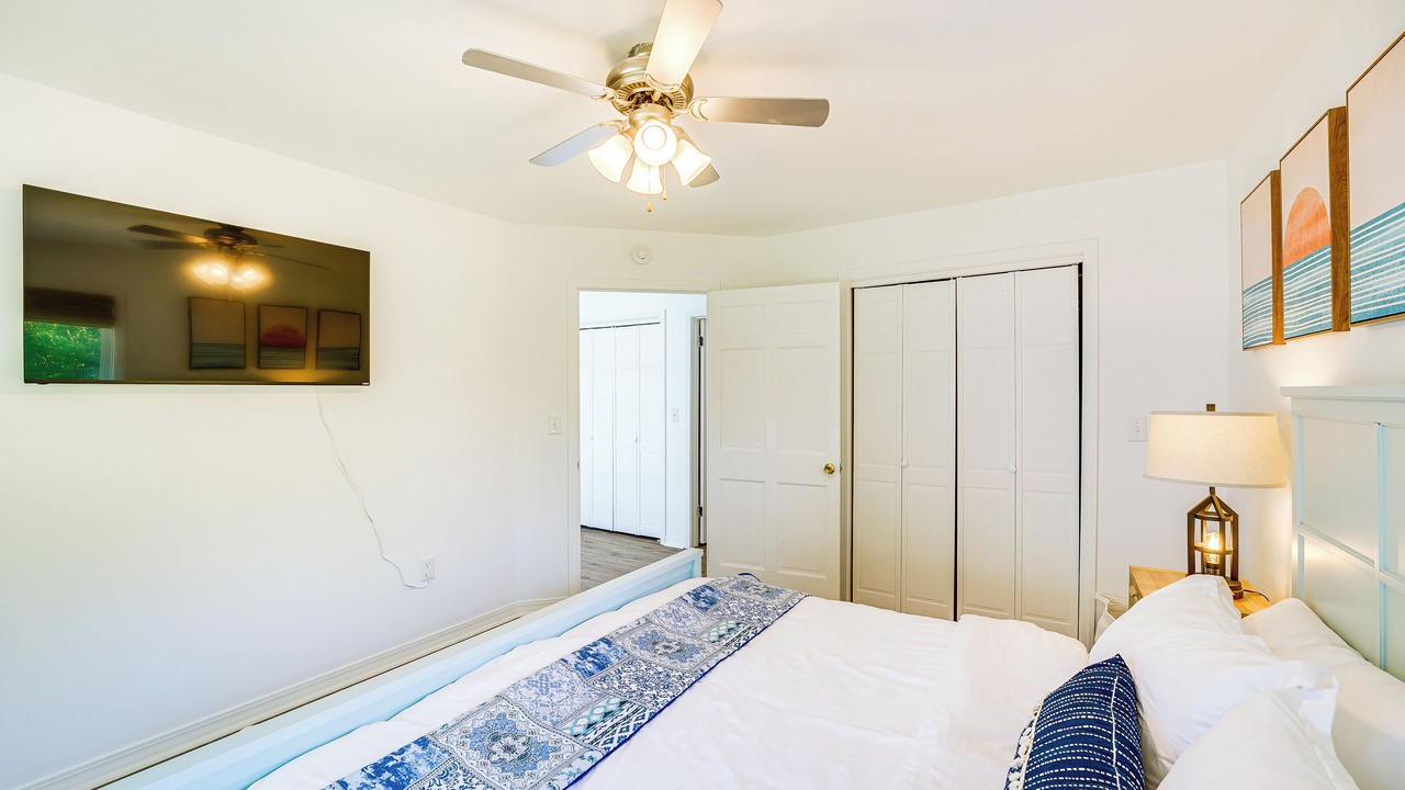 Photo of Bedroom in Pentwater